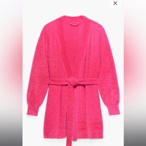 Bought the wrong size brand new never worn still had tags on it